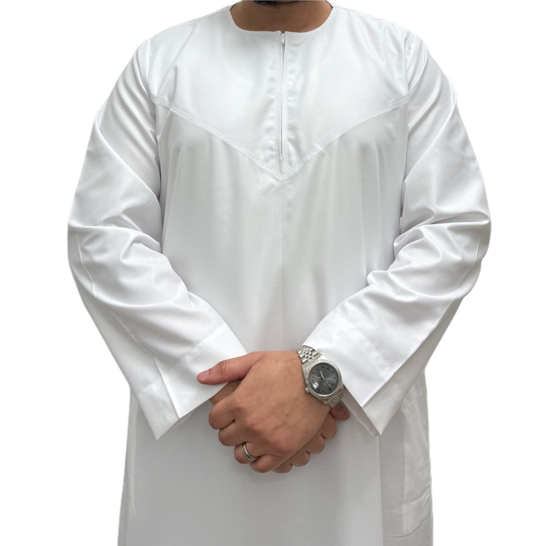 White Omani Thobe, front view showing tonal neckline stitching.
