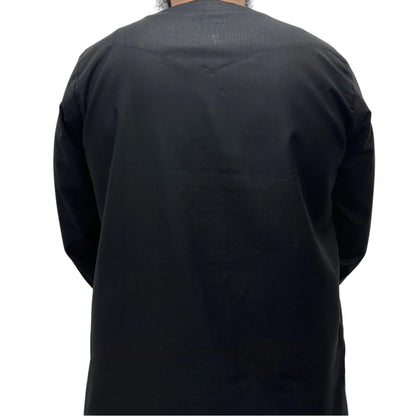 Back view of black Omani thobe featuring subtle gold embroidery accents